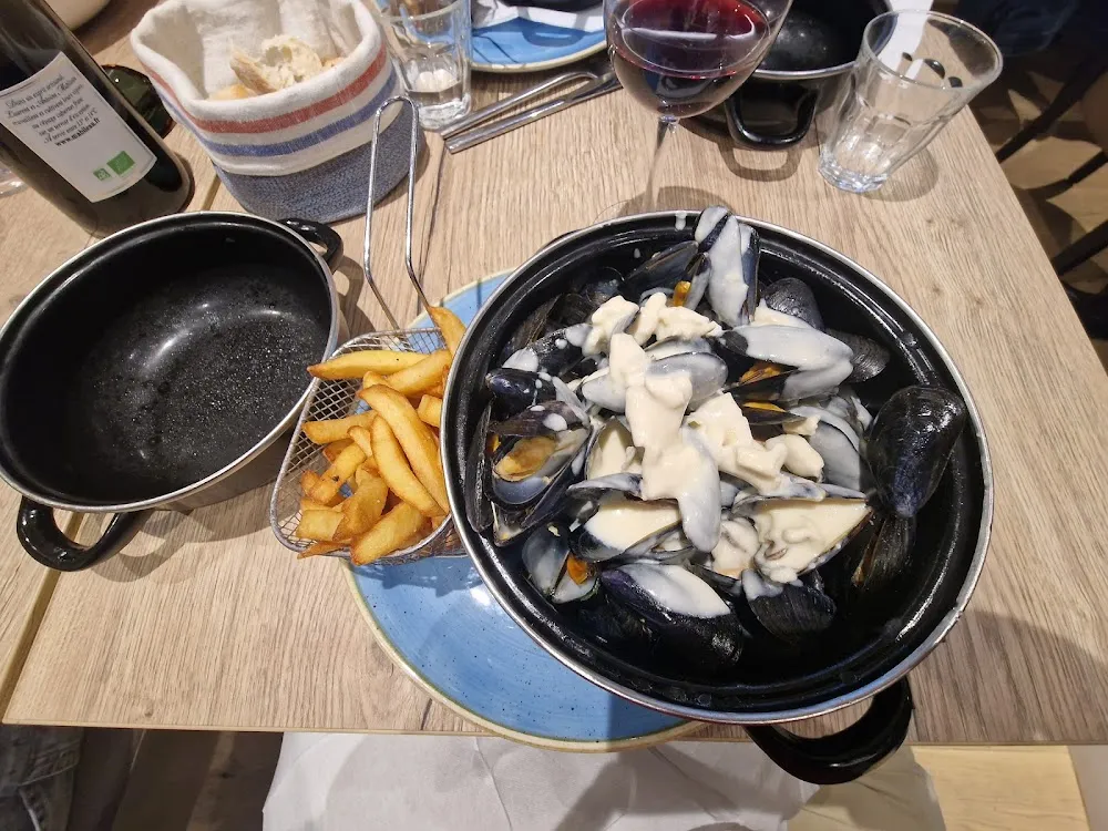 Moules Au Camembert